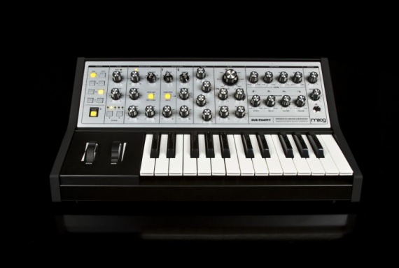 MOOG  - SUB-PHATTY  - photo n 1