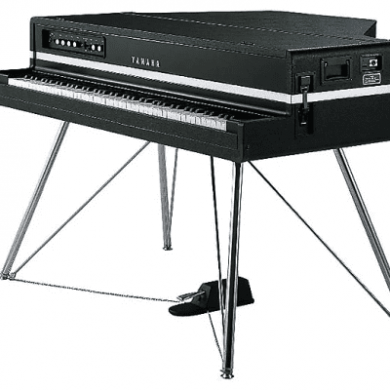 YAMAHA - CP70 ELECTRIC PIANO - photo n 2
